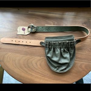 Leather pocket belt/Fanny pack!